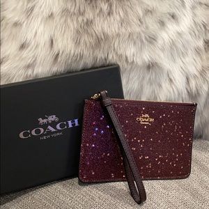 COACH Heart Glitter Small Wristlet